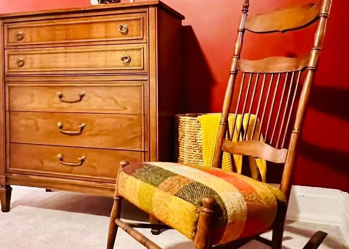 Holiday home History In Lawrenceville