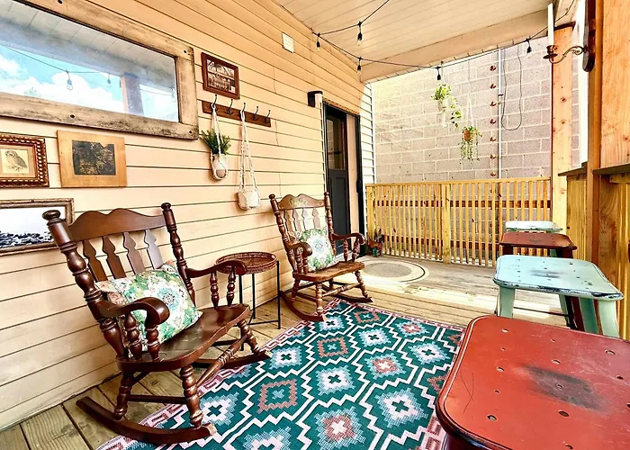 Holiday home History In Lawrenceville